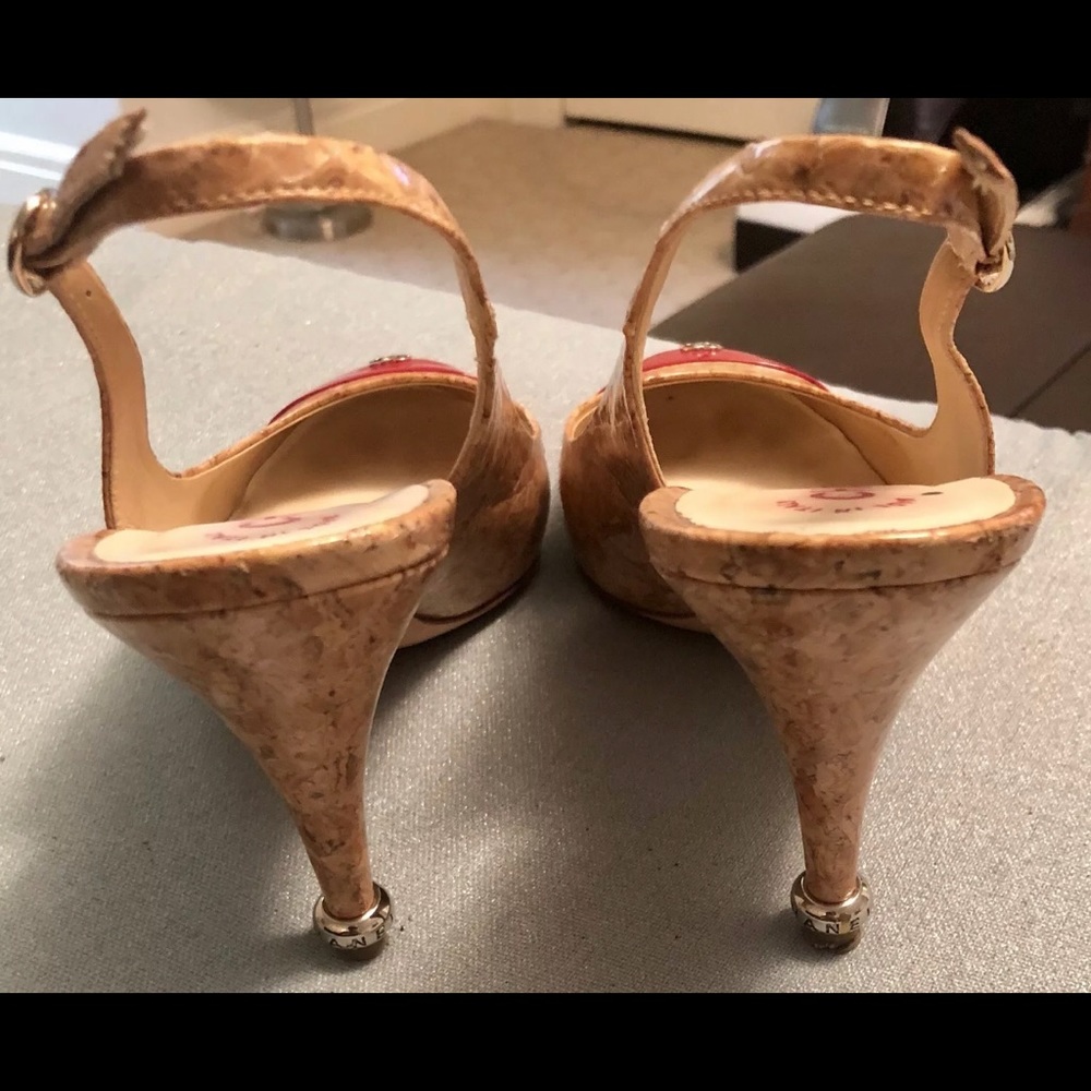 AUTHENTIC CORK AND RED PATENT LEATHER CHANEL 38 - Picture 3 of 8